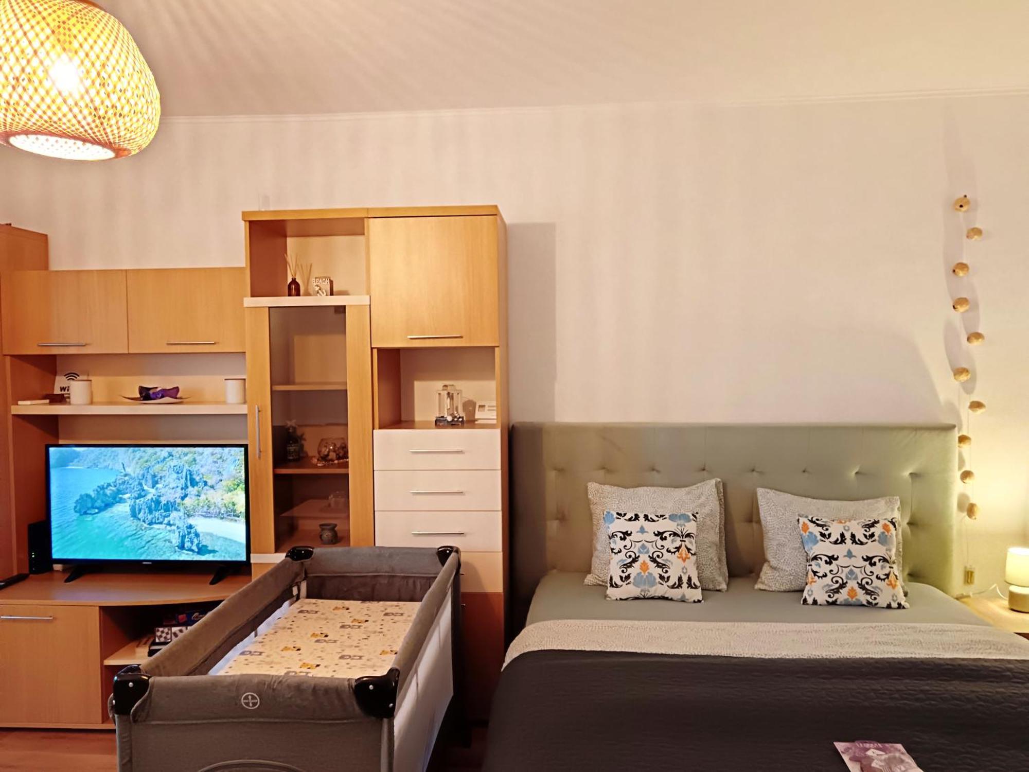 Sunrise Beachfront Relax Residence Констанца Экстерьер фото