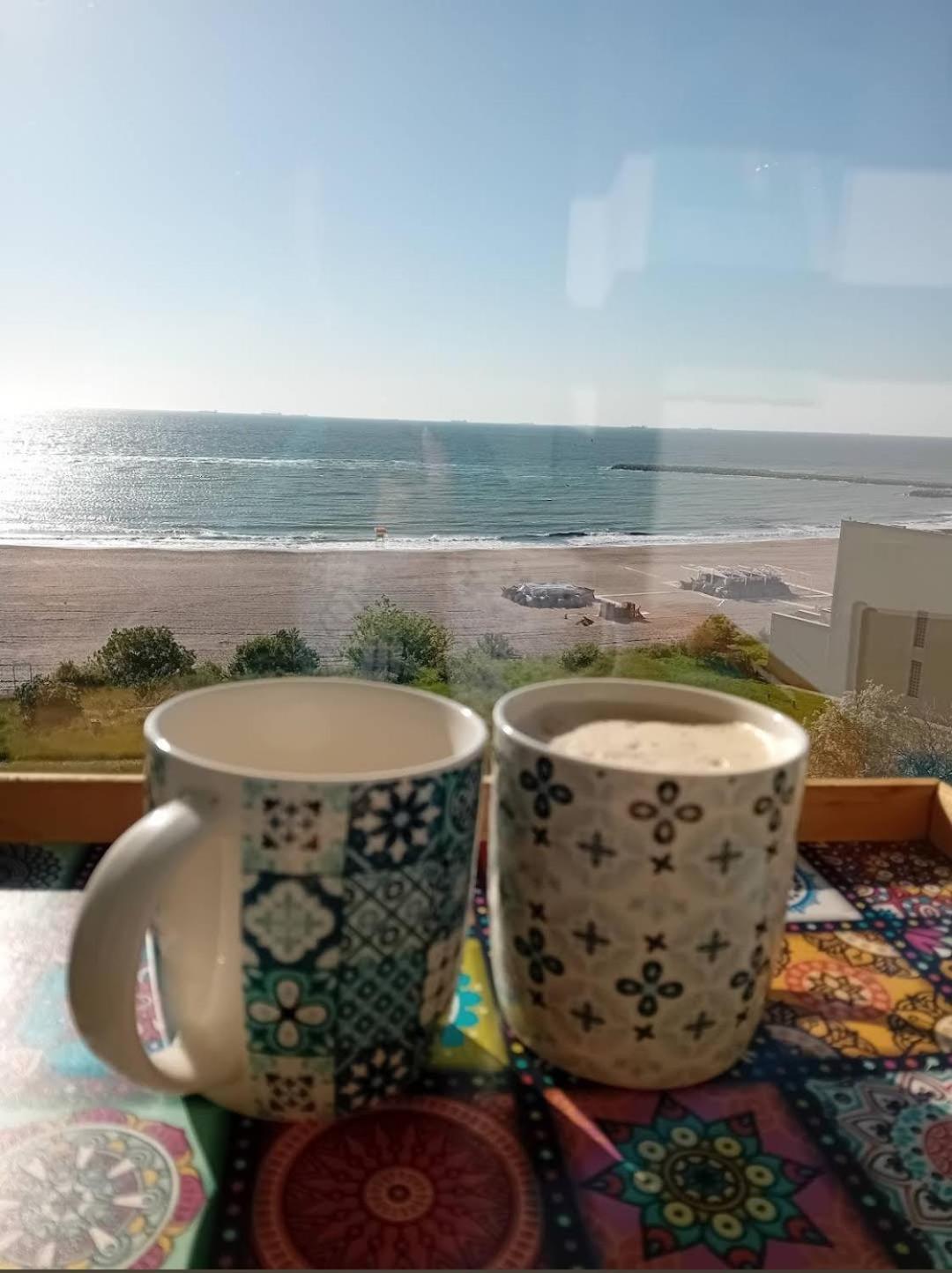 Sunrise Beachfront Relax Residence Констанца Экстерьер фото