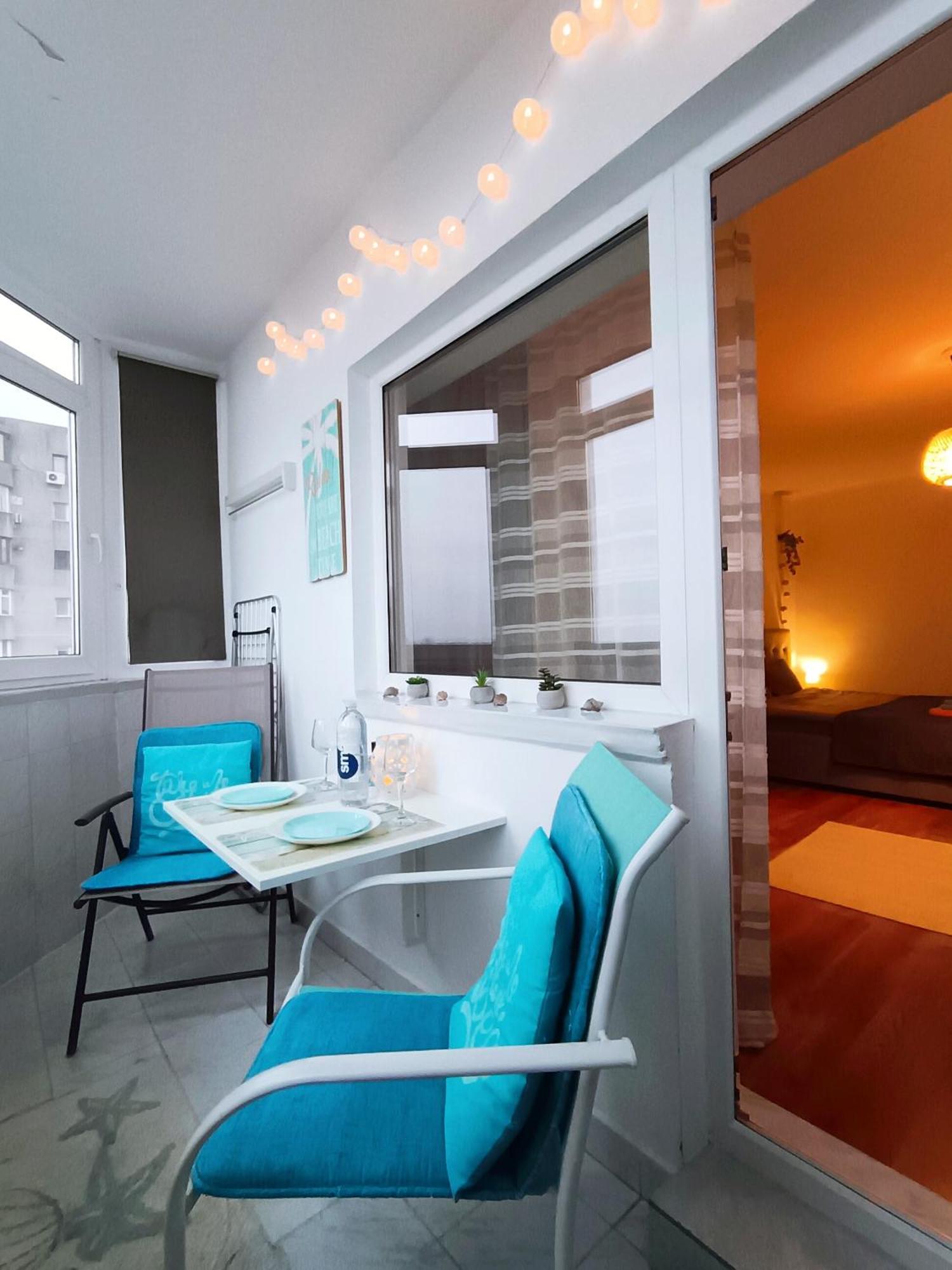 Sunrise Beachfront Relax Residence Констанца Экстерьер фото